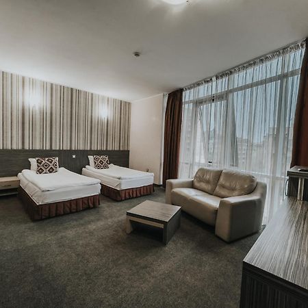 Hotel Noris Φιλιππούπολη Εξωτερικό φωτογραφία