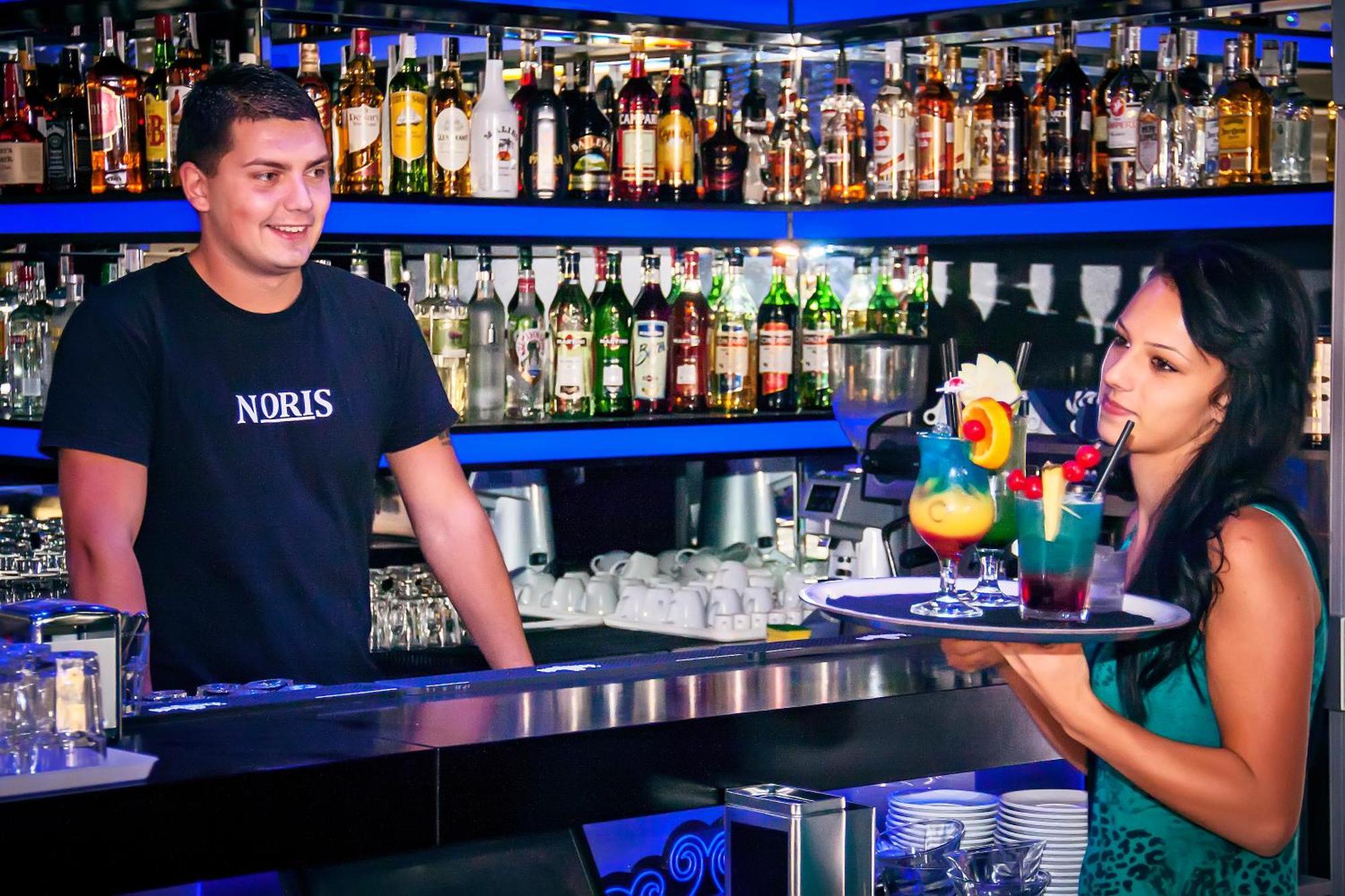 Hotel Noris Φιλιππούπολη Εξωτερικό φωτογραφία