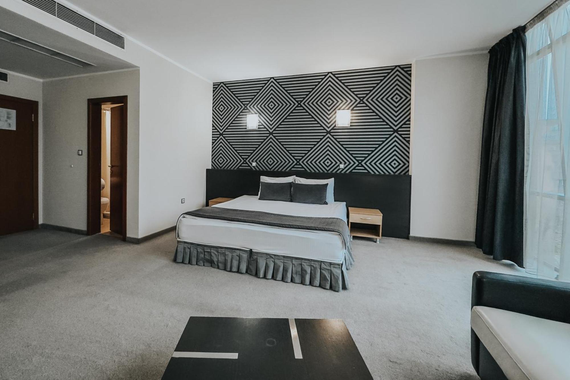 Hotel Noris Φιλιππούπολη Εξωτερικό φωτογραφία