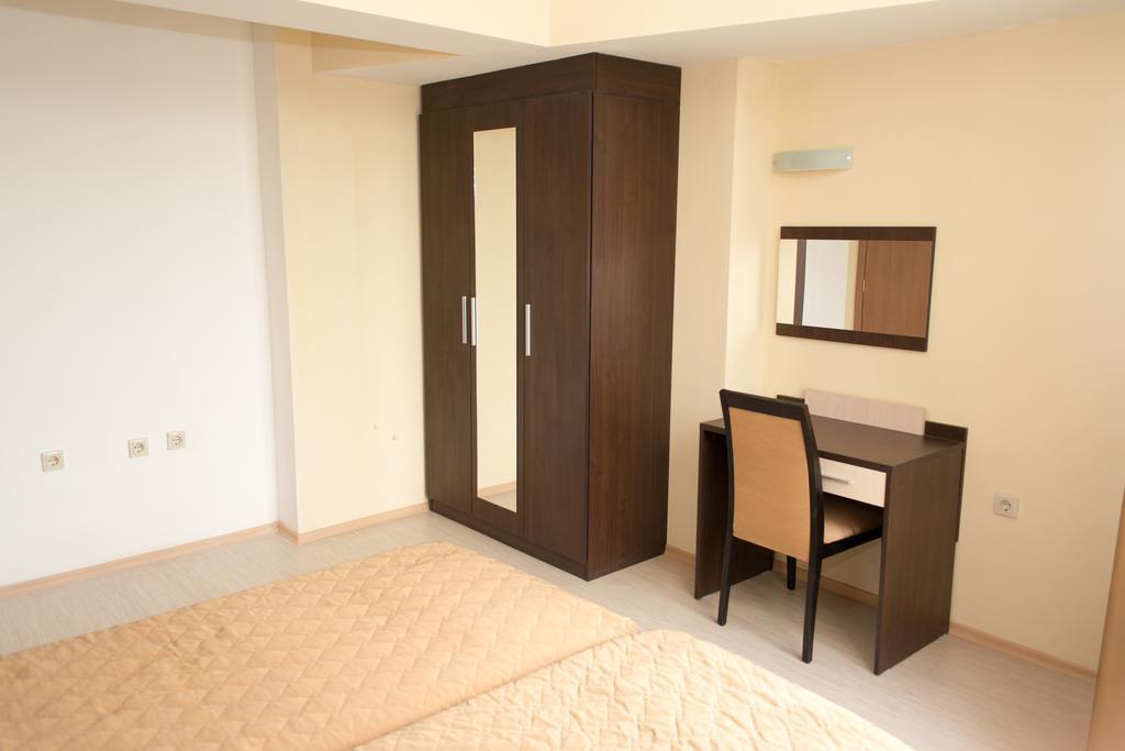 Hotel Noris Φιλιππούπολη Δωμάτιο φωτογραφία