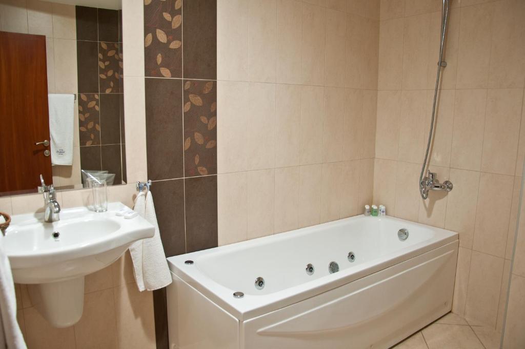 Hotel Noris Φιλιππούπολη Δωμάτιο φωτογραφία